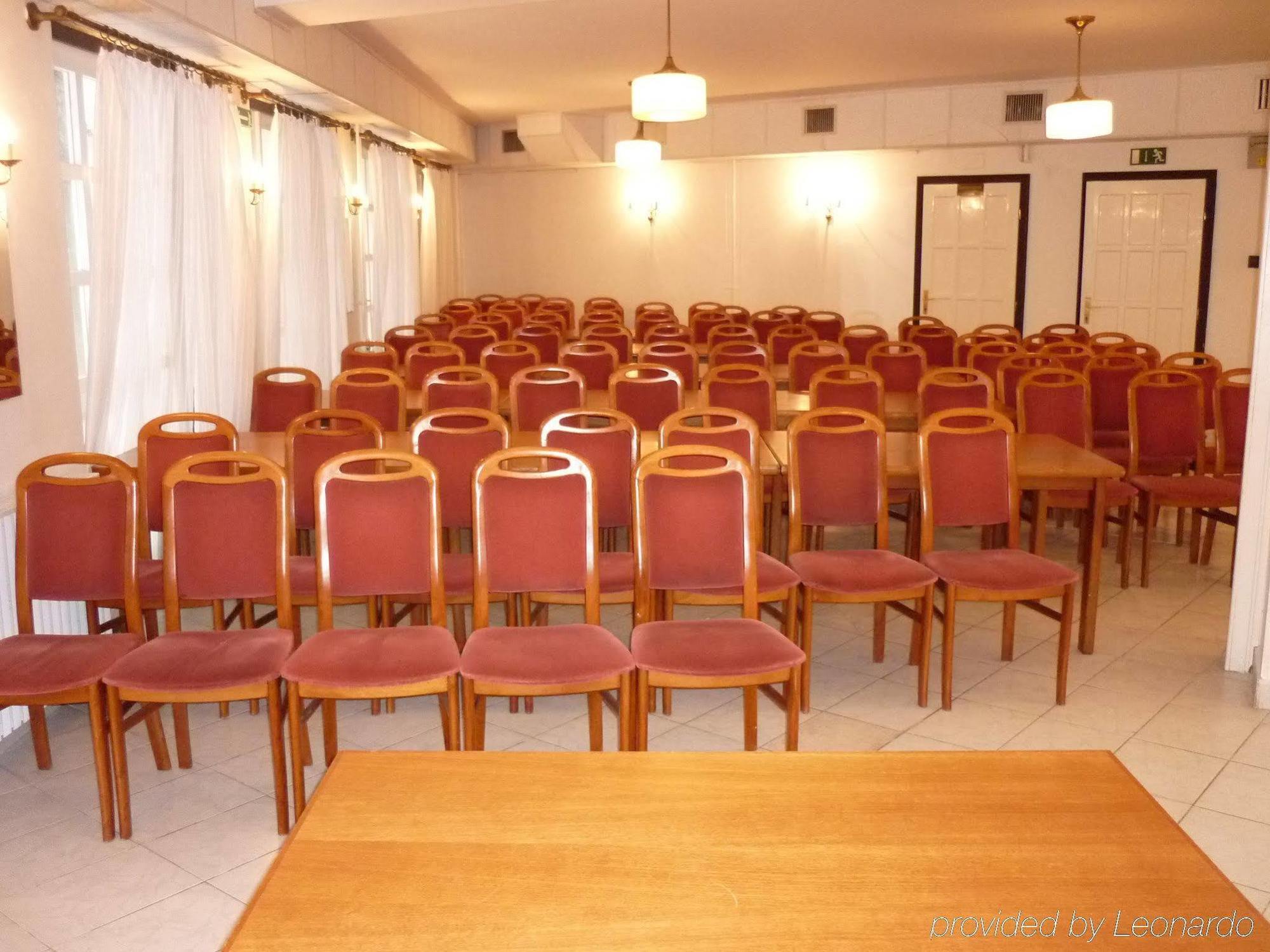 Budai Hotel Budapest Exterior foto